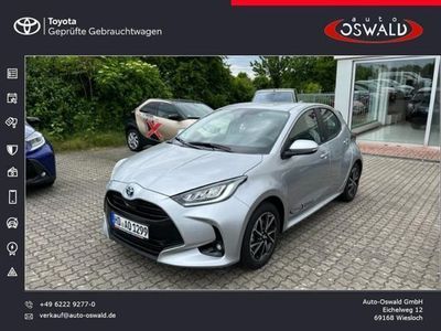 gebraucht Toyota Yaris Hybrid 1.5 VVT-i Team Deutschland