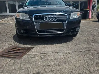 Gebraucht Audi A4 Ambiente 232 PS (170 kW) 2006 Schwarz Limousine