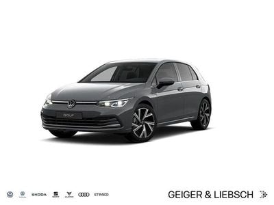 Gebraucht VW Golf VIII Style 131 PS (96 kW) 2024 Mondsteingrau Limousine