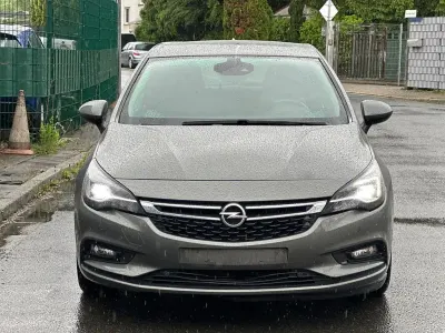 Używany Opel Astra Innovation 136 KM (100 kW) 2016 Szary Sedan/Limuzyna