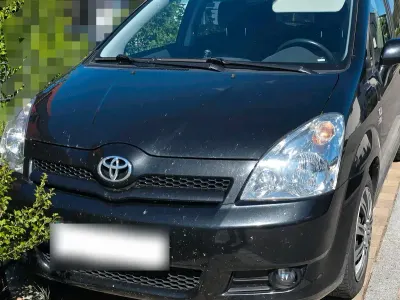 Gebraucht Toyota Corolla Verso 177 PS (130 kW) 2005 Schwarz Van / Kleinbus