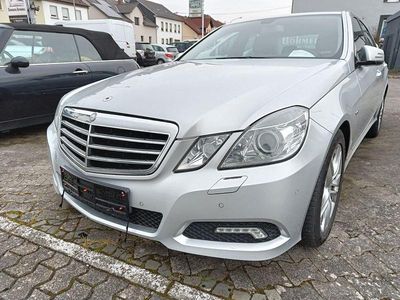 Gebraucht Mercedes E250 204 PS (150 kW) 2010 Iridiumsilber Limousine