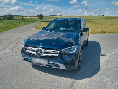 Gebraucht Mercedes GLC400d 330 PS (242 kW) 2020 Blau SUV