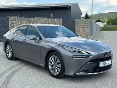 Gebraucht Toyota Mirai Executive 182 PS (133 kW) 2021 Precious metal Limousine