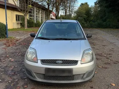 Gebraucht Ford Fiesta 60 PS (44 kW) 2005 Grau Kleinwagen