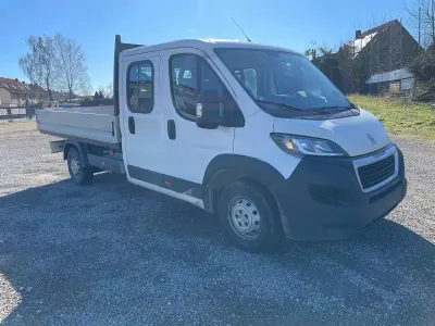 Gebraucht Peugeot Boxer 163 PS (119 kW) 2016 Weiß Van