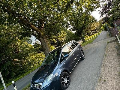 Gebraucht Opel Zafira 140 PS (102 kW) 2010 Van / Kleinbus