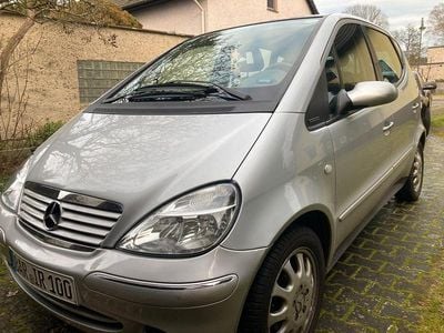 Gebraucht Mercedes A160 Avantgarde 102 PS (75 kW) 2003 Silber Van / Kleinbus