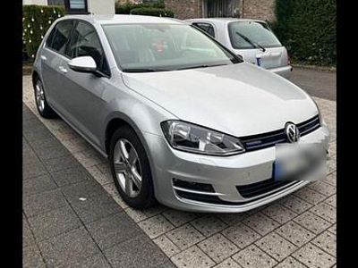 Gebraucht VW Golf VII Comfortline 105 PS (77 kW) 2014 Silber Limousine