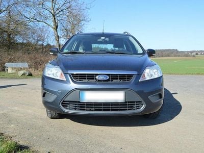 Gebraucht Ford Focus 101 PS (74 kW) 2010 Blau Kombi