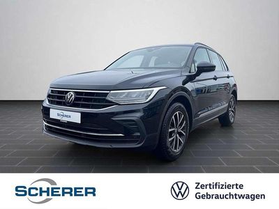 Gebraucht VW Tiguan Life 150 PS (110 kW) 2022 Deep black perleffekt (metallic) SUV