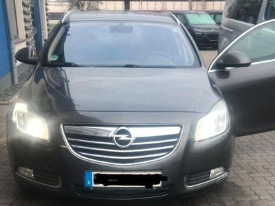 Gebraucht Opel Insignia 160 PS (117 kW) 2010 Grau Kombi