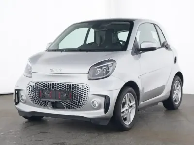 Używany Smart ForTwo Coupé Passion Exclusive 60 kW (82 KM) 2024 Srebrny Coupe