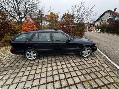 Mercedes C180