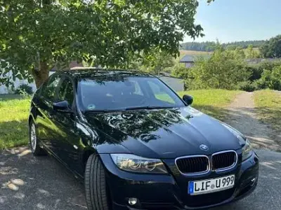 Gebraucht BMW 318 143 PS (105 kW) 2008 Schwarz Limousine