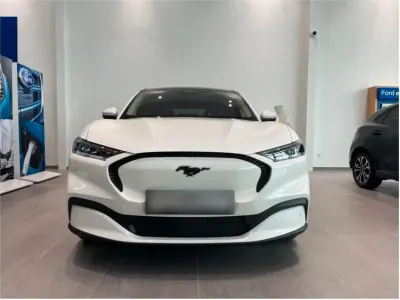 Gebraucht Ford Mustang Mach-E 197 kW (269 PS) 2022 Weiß SUV