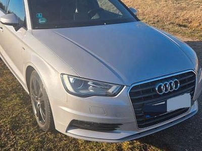 Gebraucht Audi A3 S-Line 179 PS (131 kW) 2015 Grau Limousine