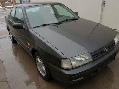 Usata Nissan Primera 90 CV (66 kW) 1993 Grigio Station wagon