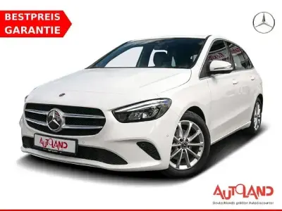 Gebraucht Mercedes B200 Progressive 163 PS (119 kW) 2019 Weiss Van / Kleinbus