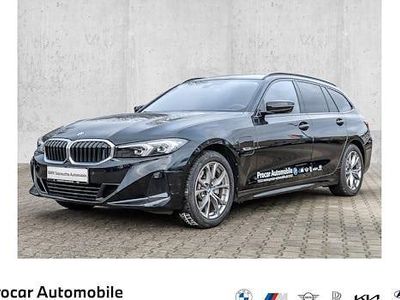 Schwarz Gebraucht 2022 BMW 320e Sport Line Kombi | 26.490 € (Fairer Preis)