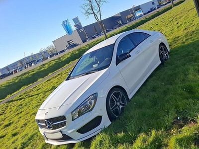 Usata Mercedes CLA200 136 CV (100 kW) 2013 Bianco Coupé
