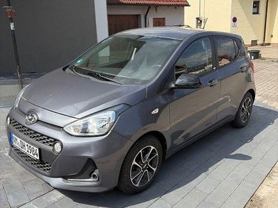 Usata Hyundai i10 YES! 87 CV (63 kW) 2019 Grigio Utilitaria