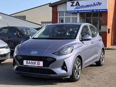 Gebraucht Hyundai i10 67 PS (49 kW) 2024 Blau Kleinwagen