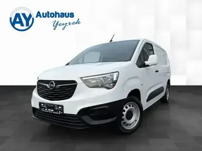 Gebraucht Opel Combo 195 PS (143 kW) 2021 White jade Van / Kleinbus