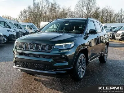 Second-hand Jeep Compass Summit 179 CP (131 kW) 2025 Negru SUV