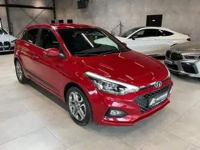 Gebraucht Hyundai i20 Style 140 PS (102 kW) 2020 Rot Kleinwagen