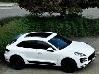 Weiß Gebraucht 2014 Porsche Macan Turbo SUV | 30.900 € (Teuer)