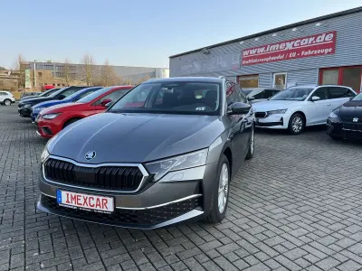 Nowe Skoda Octavia Selection 150 KM (110 kW) 2025 Szary Kombi