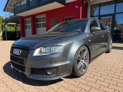 Używany Audi RS4 Exclusive 420 KM (308 kW) 2007 Szary Kombi