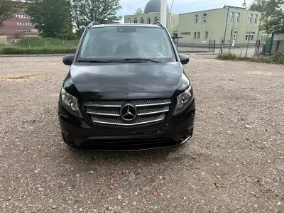 Gebraucht Mercedes Vito 190 PS (139 kW) 2018 Schwarz Van