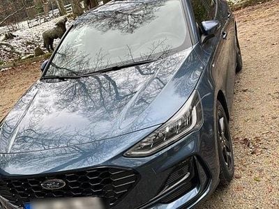 Gebraucht Ford Focus ST-Line X 155 PS (114 kW) 2024 Blau Limousine