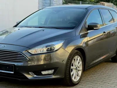 Gebraucht Ford Focus 150 PS (110 kW) 2017 Grau Kombi