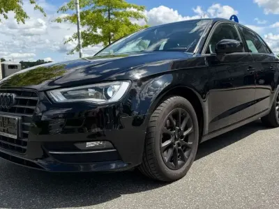 Gebraucht Audi A3 110 PS (80 kW) 2015 Schwarz Limousine