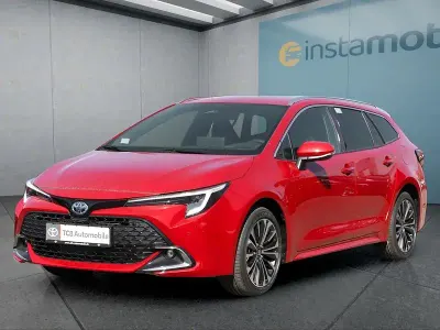 Nowe Toyota Corolla 140 KM (102 kW) 2026 Czerwony Kombi