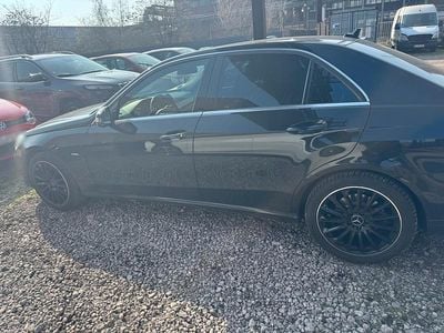 Gebraucht Mercedes E350 265 PS (194 kW) 2010 Schwarz Limousine