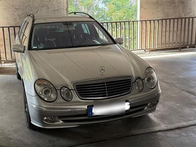 Mercedes E320