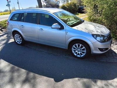 Usata Opel Astra Selection 116 CV (85 kW) 2010 Argento Station wagon