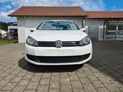 Gebraucht VW Golf VI Comfortline 160 PS (117 kW) 2009 Weiß Kleinwagen
