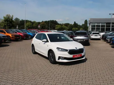 Gebraucht Skoda Fabia Drive 80 PS (58 kW) 2024 Weiß Kleinwagen