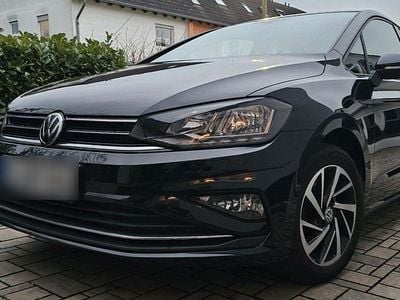 Gebraucht VW Golf Sportsvan Trendline 110 PS (80 kW) 2018 Schwarz Van / Kleinbus