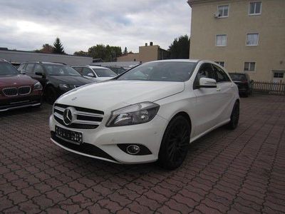Gebraucht Mercedes A180 122 PS (89 kW) 2013 Limousine