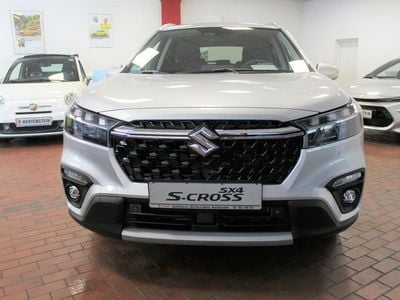 Silber Gebraucht 2023 Suzuki SX4 S-Cross Comfort SUV | 23.900 € (Fairer Preis)