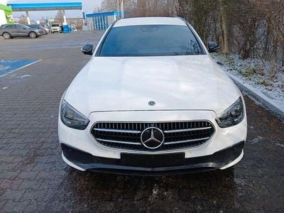 Gebraucht Mercedes E300 194 PS (142 kW) 2021 Weiß Kombi