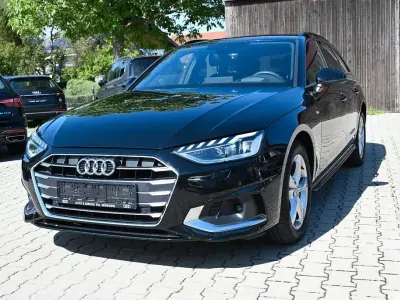Gebraucht Audi A4 S-Line 163 PS (119 kW) 2023 Schwarz Kombi