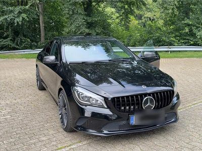 Gebraucht Mercedes CLA220 AMG 177 PS (130 kW) 2017 Schwarz Limousine