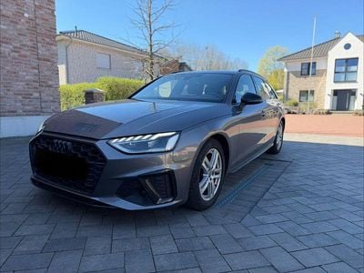 Gebraucht Audi A4 Edition .1 190 PS (139 kW) 2019 Grau Kombi
